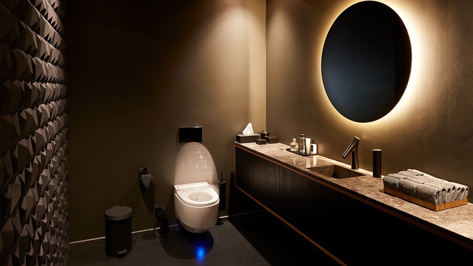 Restaurant Alchemist med Geberit Mera dusjtoalett (© Søren Gammelmark / @gammelmarkphoto)