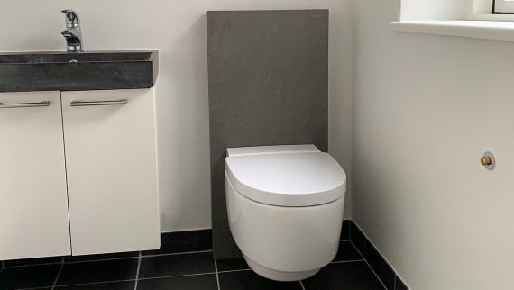 Geberit AquaClean og Monolith Geberit AquaClean og Monolith