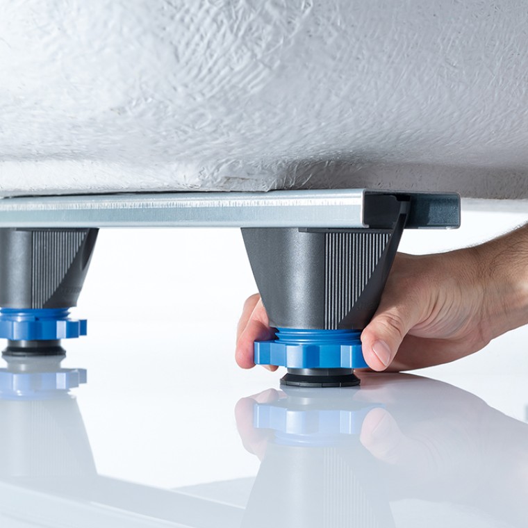 Høydejusterbar ved å vri Høydejusterbar ved å vri