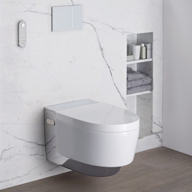 Baderom med universell utforming med Geberit AquaClean Mera Baderom med universell utforming med Geberit AquaClean Mera