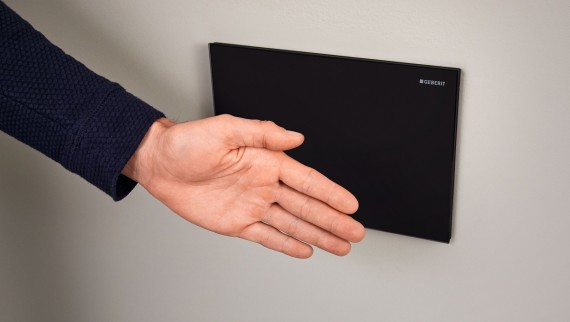 Geberit Sigma80 berøringsfri betjeningsplate i kvadratisk design Geberit Sigma80 berøringsfri betjeningsplate i kvadratisk design