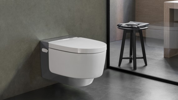Geberit AquaClean Mera smelter harmonisk inn i baderommet takket være sitt design Geberit AquaClean Mera smelter harmonisk inn i baderommet takket være sitt design