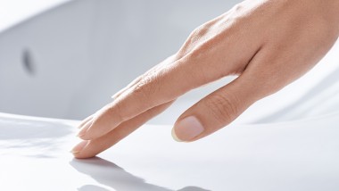 Geberit servant med spesialglasur