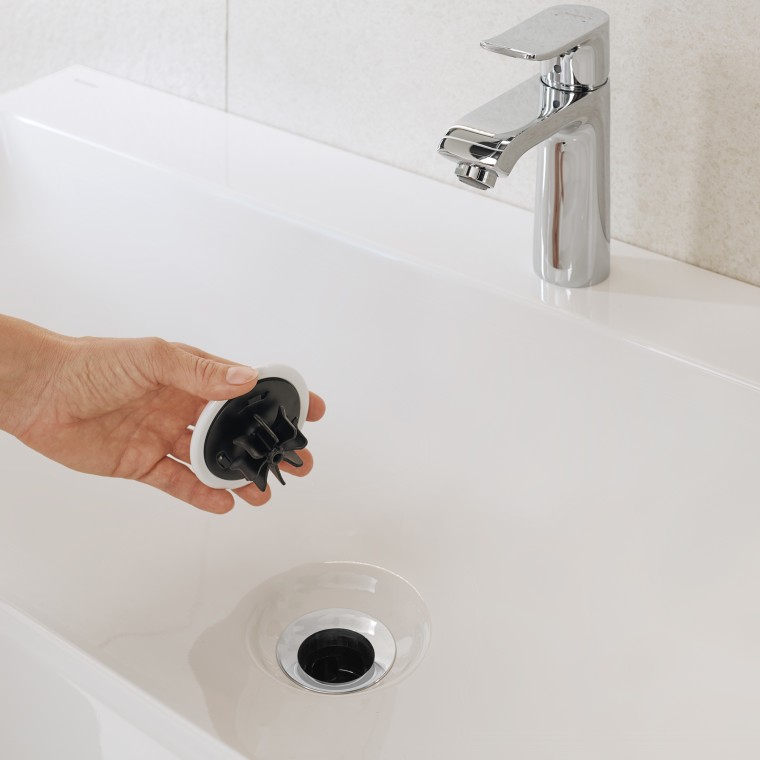 Vertikalt avløpsdeksel med hårsil Vertikalt avløpsdeksel med hårsil