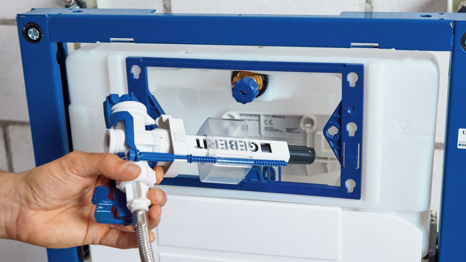 Geberit DuoFix og Geberit Type 383 vanninntaksventil for sisterner