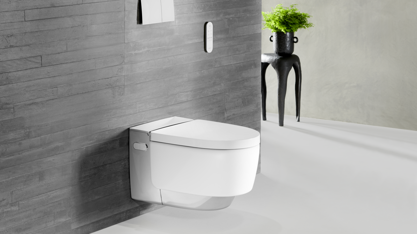 Geberit AquaClean Mera Comfort i krom med Sigma70 betjeningsplate Geberit AquaClean Mera Comfort i krom med Sigma70 betjeningsplate
