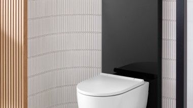 Monolith Plus sort med Geberit ONE toalett 