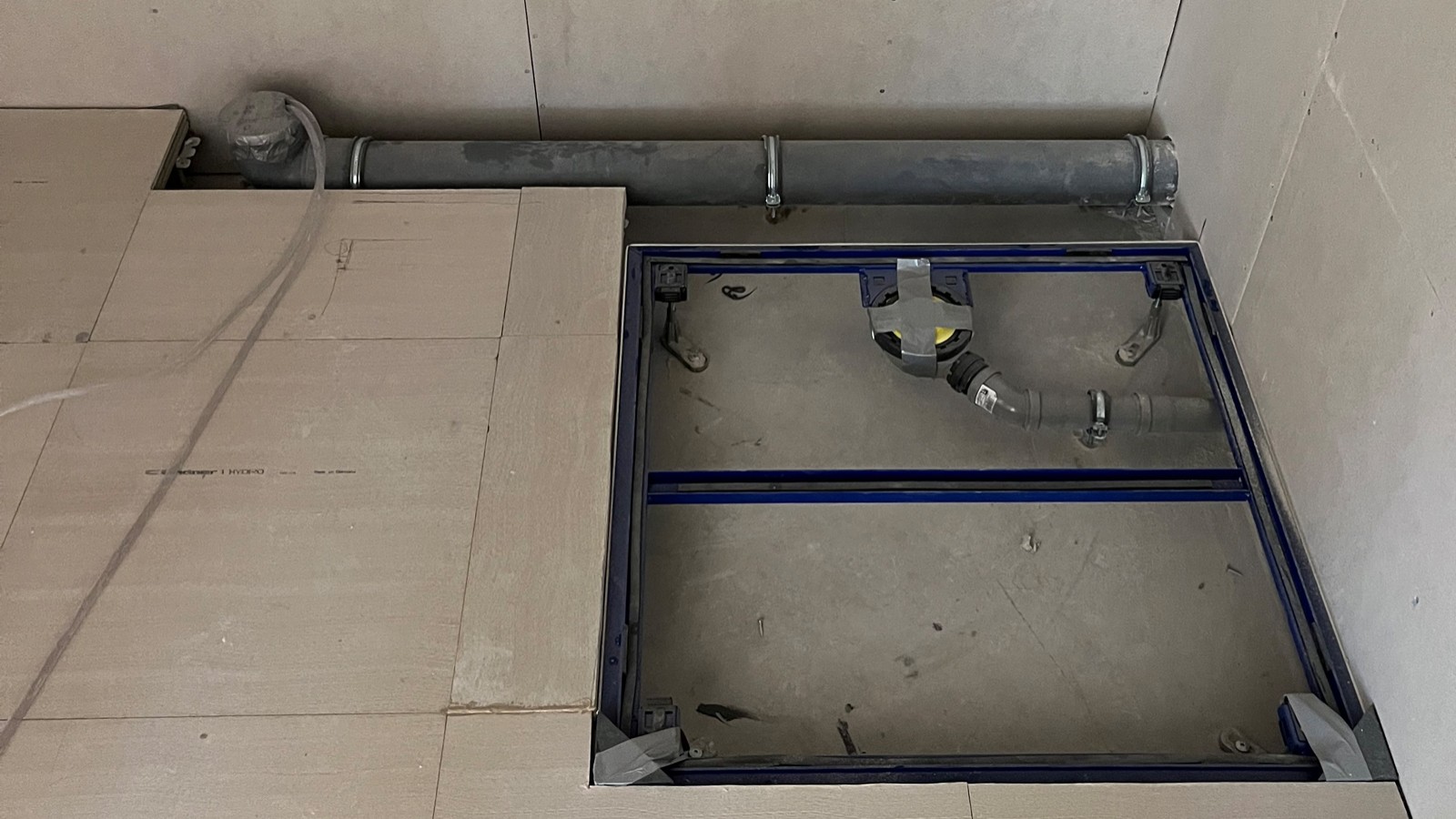 Geberit Sovent-fittings og Silent-db20-rør (© Siim Kingisepp) Geberit Sovent-fittings og Silent-db20-rør (© Siim Kingisepp)