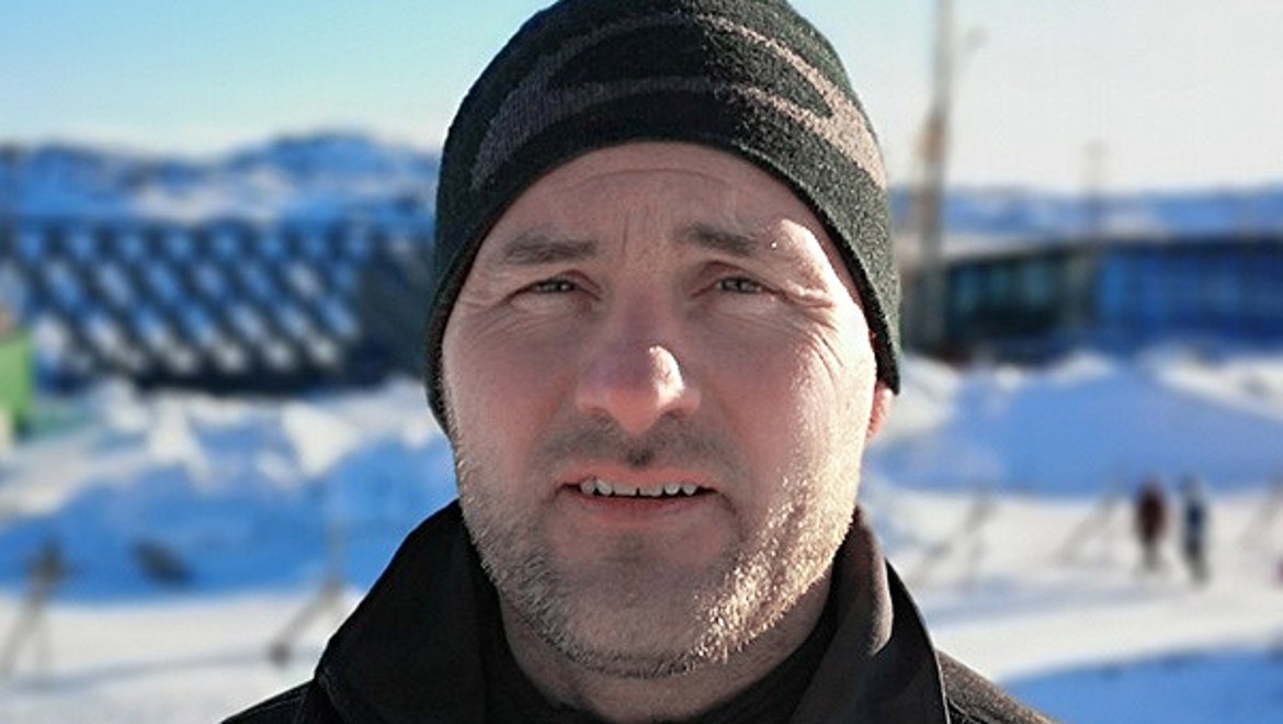 Jesper Bredahl, medeier i rørlegger- og elektrofirmaet VVS og El Firmaet A/S i Ilulissat (© Adam Mørk) Jesper Bredahl, medeier i rørlegger- og elektrofirmaet VVS og El Firmaet A/S i Ilulissat (© Adam Mørk)