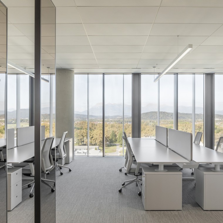 Arbeidsplasser over ni etasjer: Kontormodulene kan kombineres eller utvides etter leietakernes behov. Arbeidsplasser over ni etasjer: Kontormodulene kan kombineres eller utvides etter leietakernes behov.