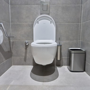 Mange Geberit-produkter er installert på badene, som iCon-toaletter. Mange Geberit-produkter er installert på badene, som iCon-toaletter.