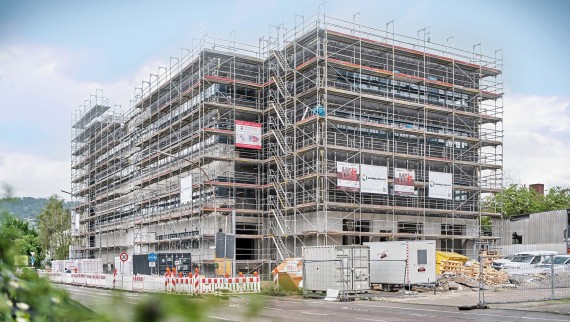 AMFs logistikksenter i Fellbach, Tyskland, under bygging.