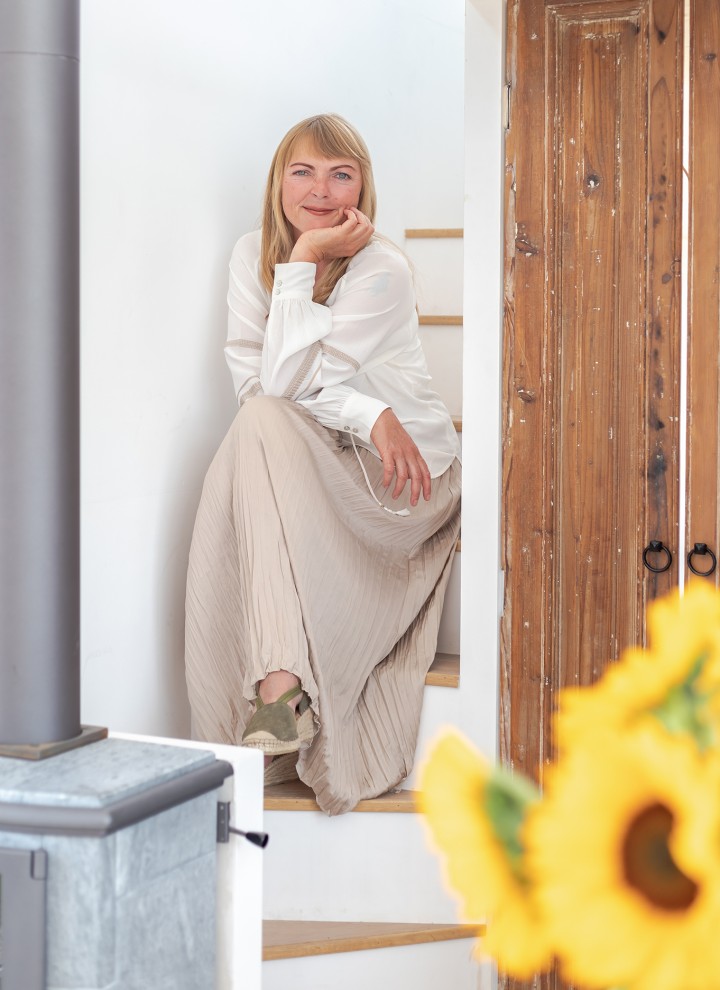 Marjolein Jonker fra Nederland i sitt mikrohus (© Chiela van Meerwijk) Marjolein Jonker fra Nederland i sitt mikrohus (© Chiela van Meerwijk)