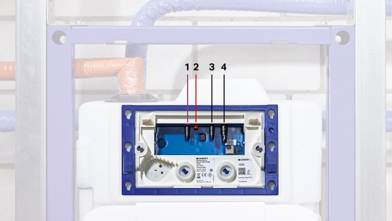 Skjult sisterne med HS30 hygieneskyll-enhet (© Geberit) Skjult sisterne med HS30 hygieneskyll-enhet (© Geberit)