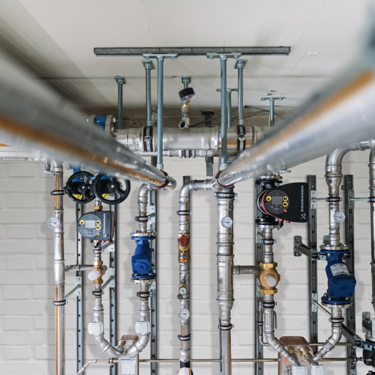 Geberit Mapress Therm tilbyr pålitelig beskyttelse mot ekstern korrosjon i lukkede avkjølings- eller kjølekretser med kondensatdannelse Geberit Mapress Therm tilbyr pålitelig beskyttelse mot ekstern korrosjon i lukkede avkjølings- eller kjølekretser med kondensatdannelse