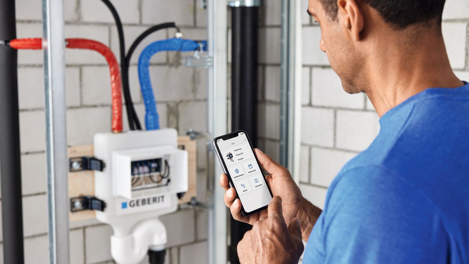 Betjening av Geberit HS50 hygieneskyll-enhet via Geberit Control-appen