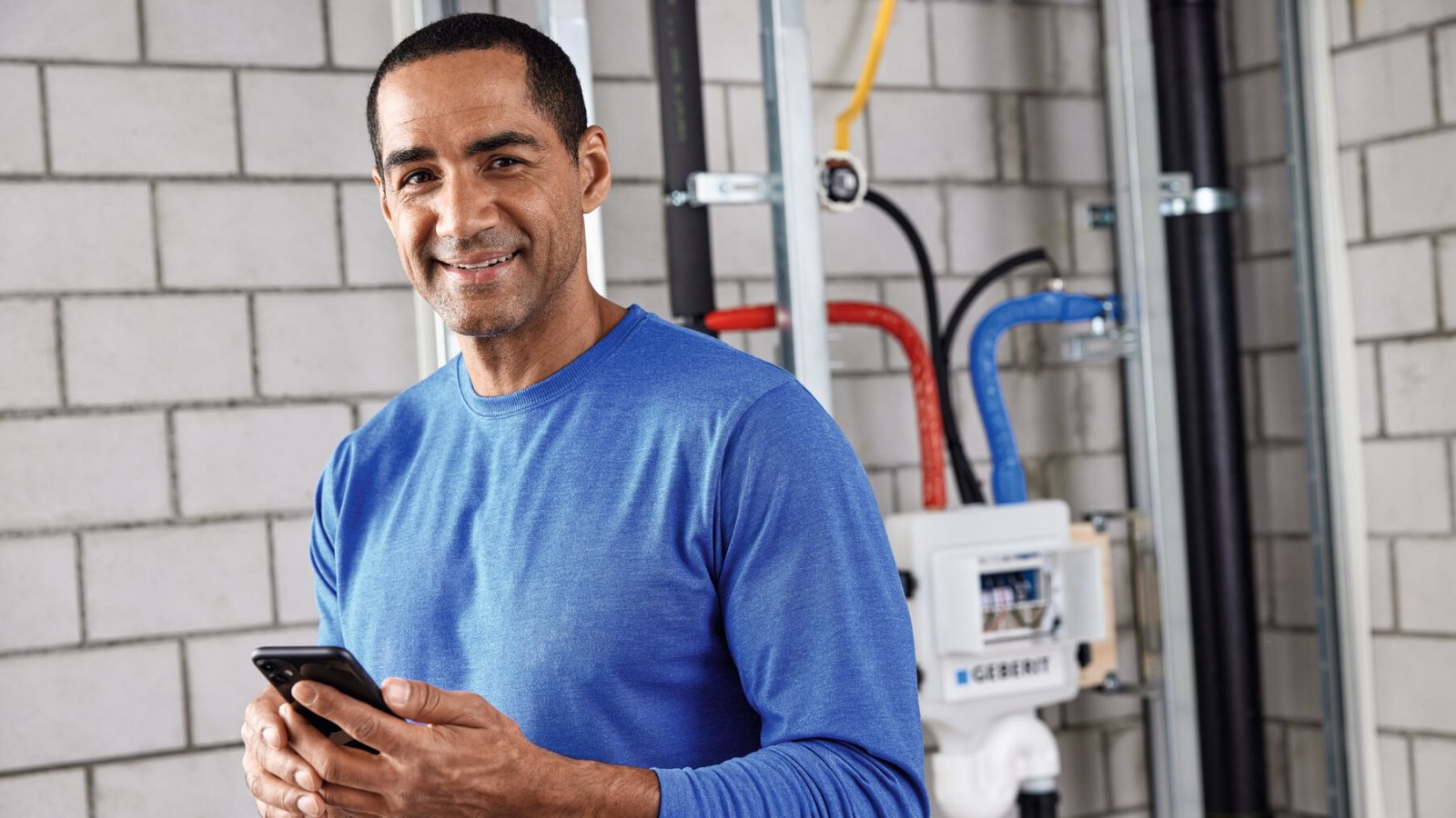 Betjening og konfigurasjon av Geberit HS50 hygieneskyll-enhet via Geberit Control-appen