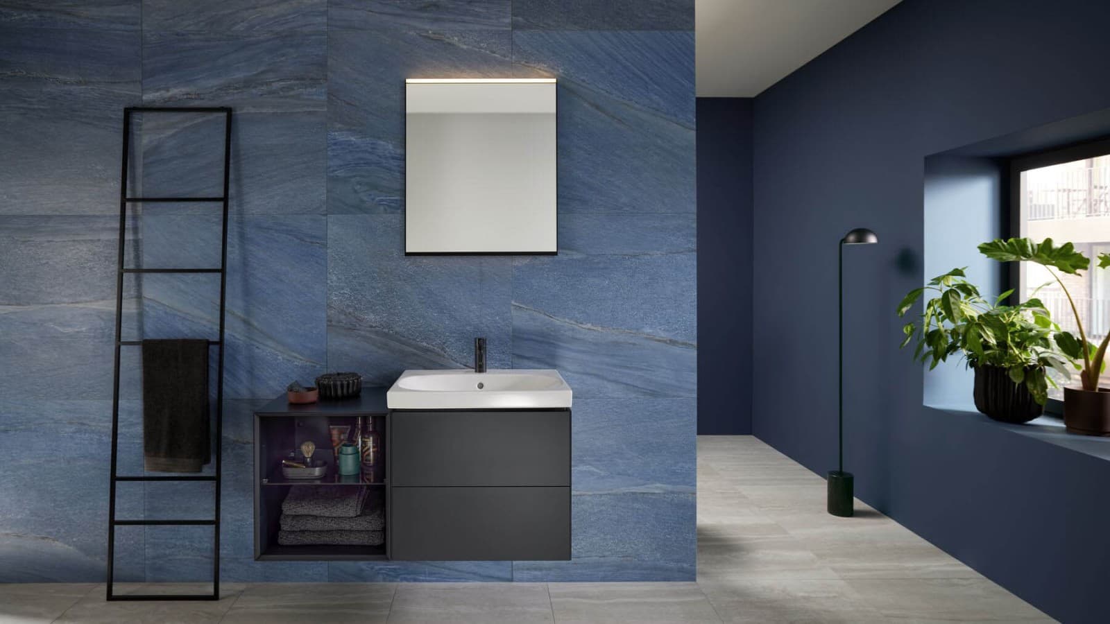 Et blått badderom Et blått badderom