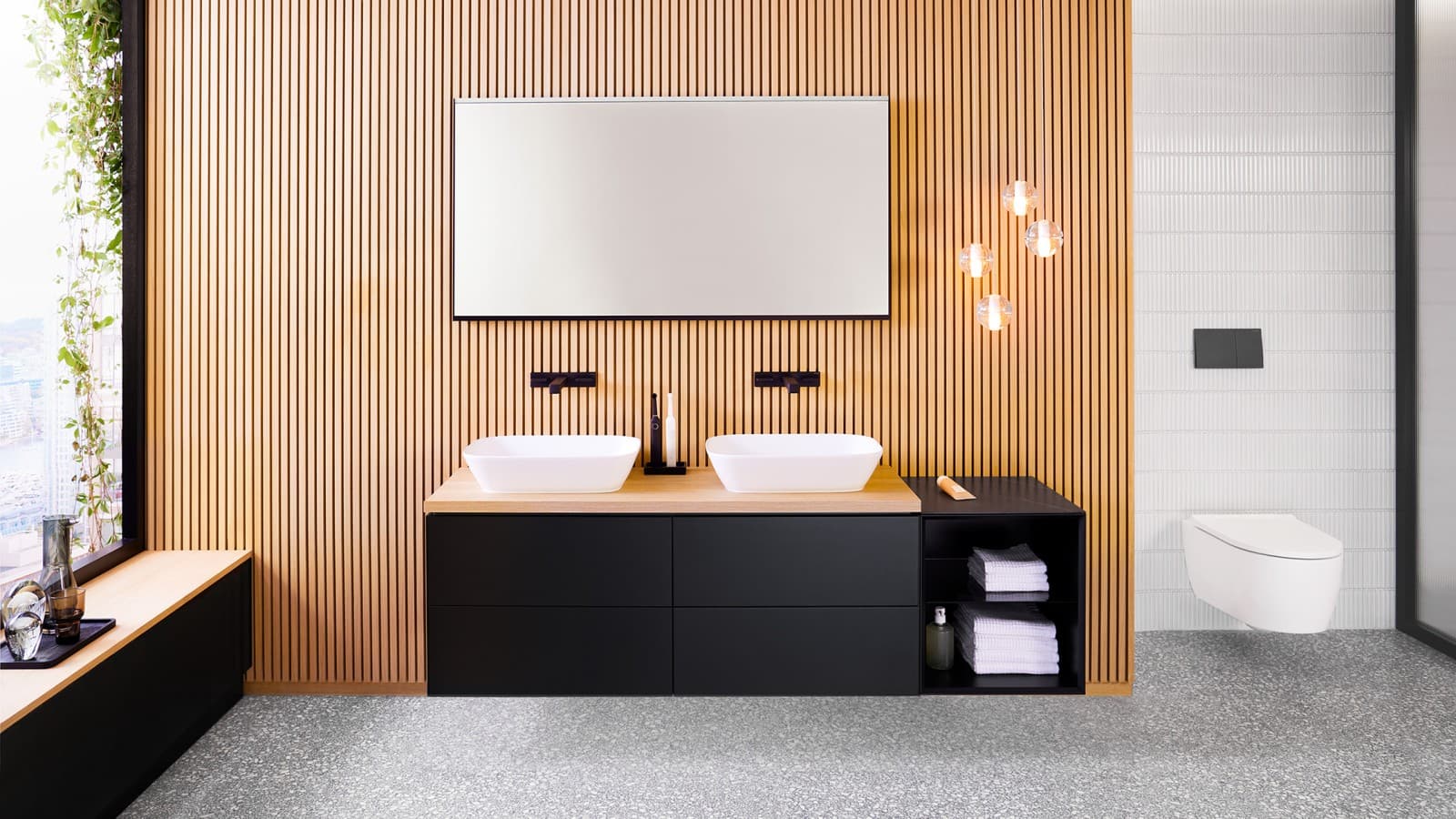Geberit ONE baderom med toppmonterte servanter (© Geberit) Geberit ONE baderom med toppmonterte servanter (© Geberit)