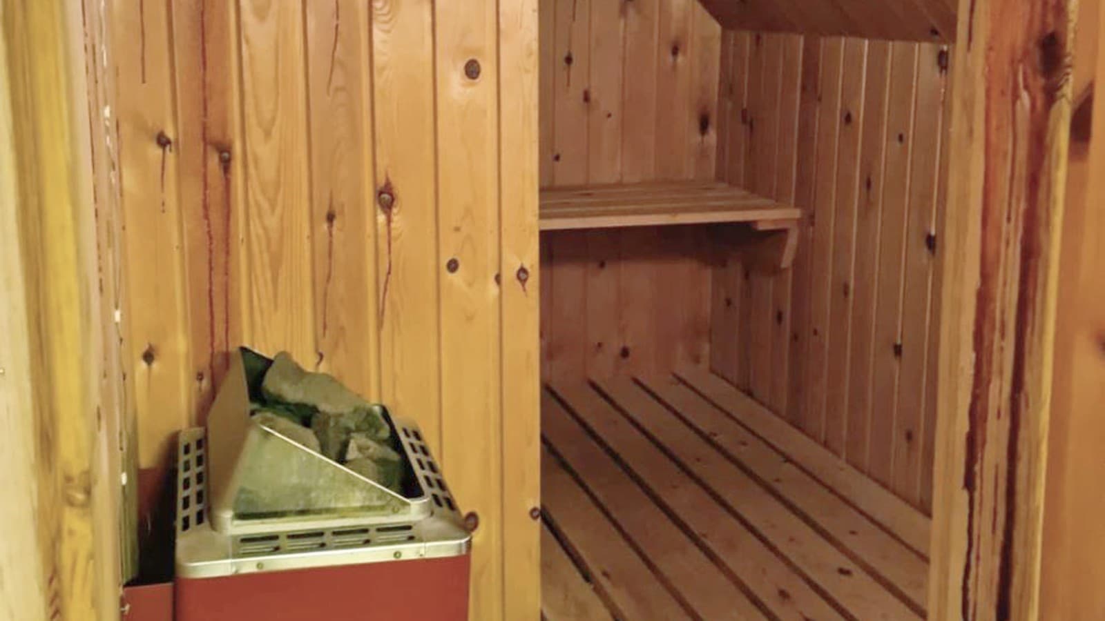 En badstue med skråtak (© @triner2 and @strandparken3) En badstue med skråtak (© @triner2 and @strandparken3)