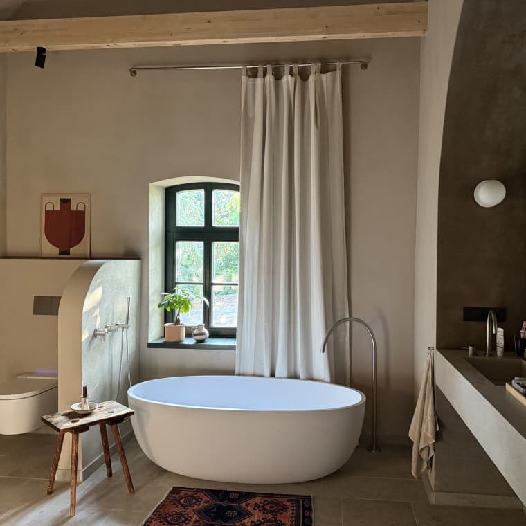 Badene har sine egne navn, her «det beige badet» (© Büşra Qadir) Badene har sine egne navn, her «det beige badet» (© Büşra Qadir)