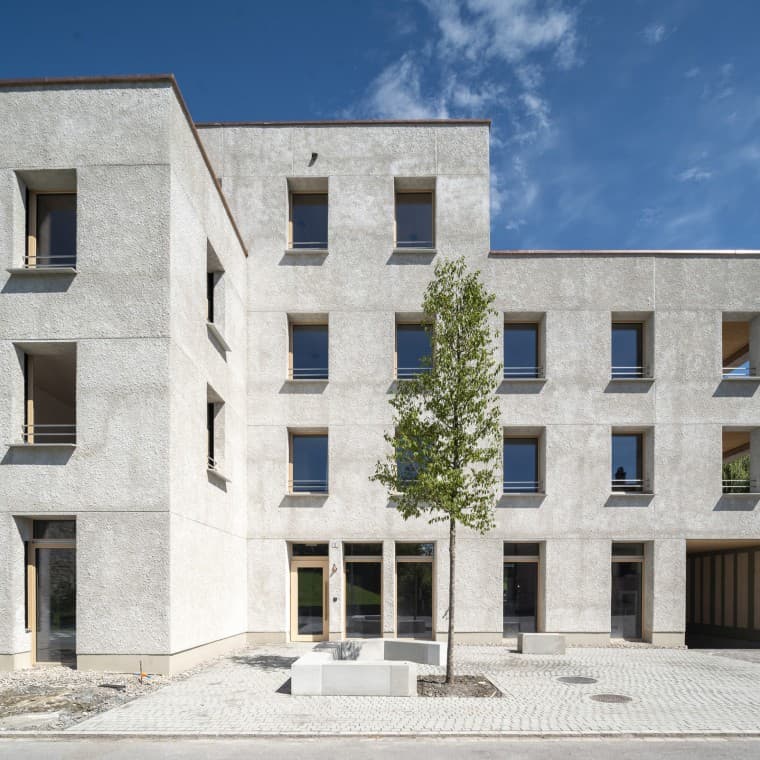 I Widnau-prosjektet brukes egenutviklede materialer, som Cancret hampbetong. I Widnau-prosjektet brukes egenutviklede materialer, som Cancret hampbetong.