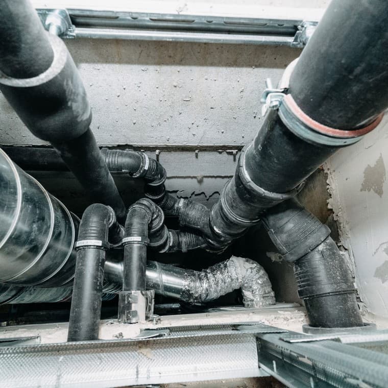 Geberit Silent-Pro SuperTube fallstamme i sjakten Geberit Silent-Pro SuperTube fallstamme i sjakten