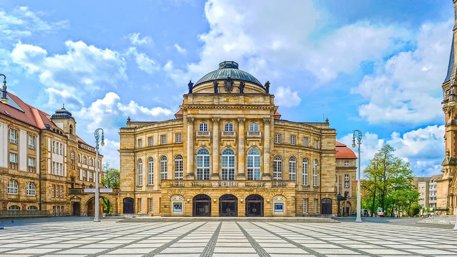 Chemnitz Opera (DE), (© Opernhaus Chemintz / Nasser Hasemi) Chemnitz Opera (DE), (© Opernhaus Chemintz / Nasser Hasemi)